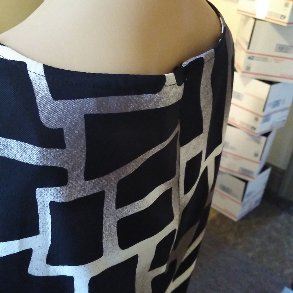 Alyx Abstract Geometric Design Pattern Dress - image 3